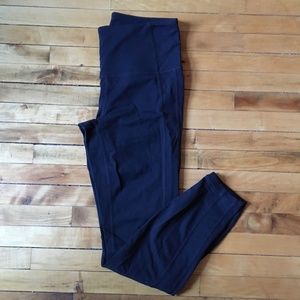 Athleta Power Up 7/8 legging